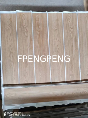 Water Proof Plank DIY Installation for Versatile and Resilient Flooring 914.4*152.4mm
