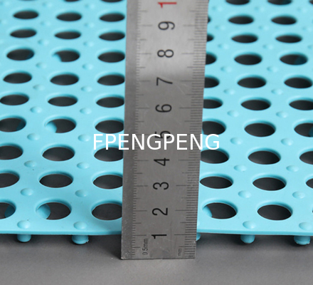 Water-Resistant PVC Mat for Room for Wet and Moisture-Prone Areas PVC Bathroom Mat